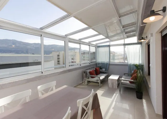 Atico Mira-rosa By Costablancarent * Dénia